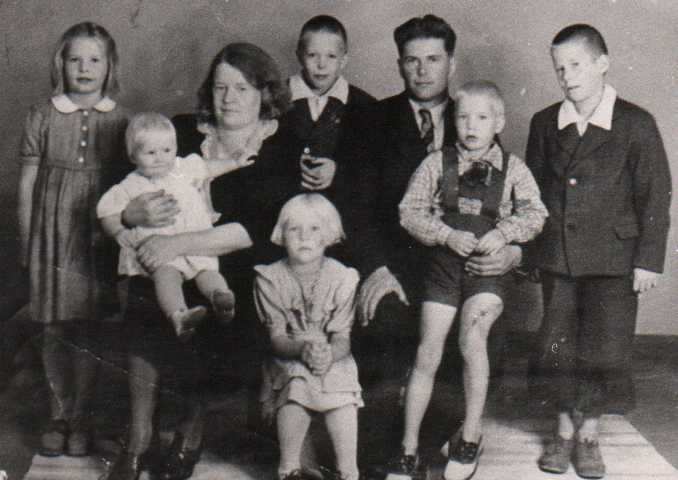 01-19480000001-KorpelanPerhe